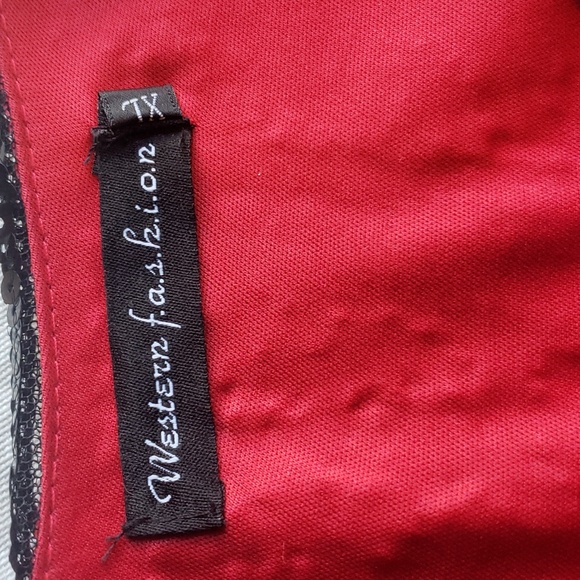 1920s Style Black & Red Sequined Sleeveless Cocktail Dress with Fringe - Picture 14 of 16